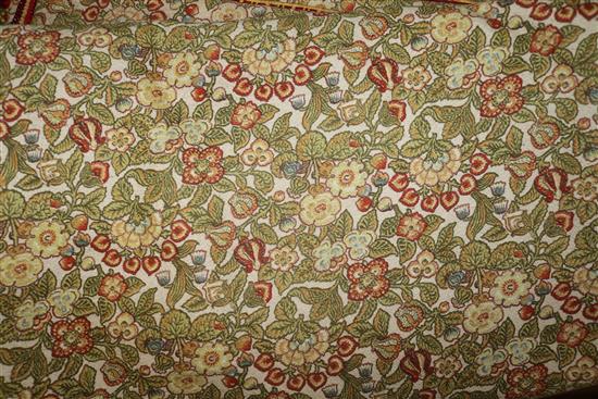 A 19th century patchwork silk quilt 200 x211cm